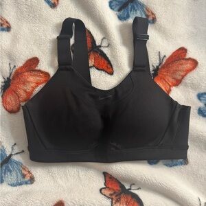 Nike Alpha Women’s high-support padded adjustable sports bra. BRAND NEW W NO TAG